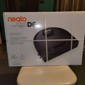 Neato Botvac D6